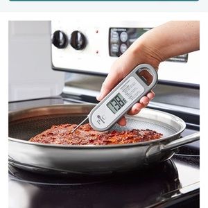 Pampered chef Instant read food thermometer!